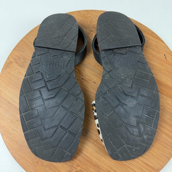 Pons Avarca Leopard Print Classic Sandals - Picture 8 of 10